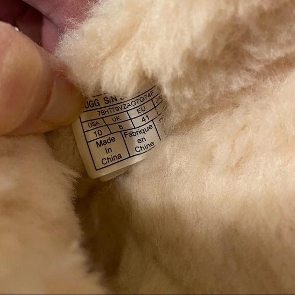 UGG Ansley Slippers - Picture 3 of 7